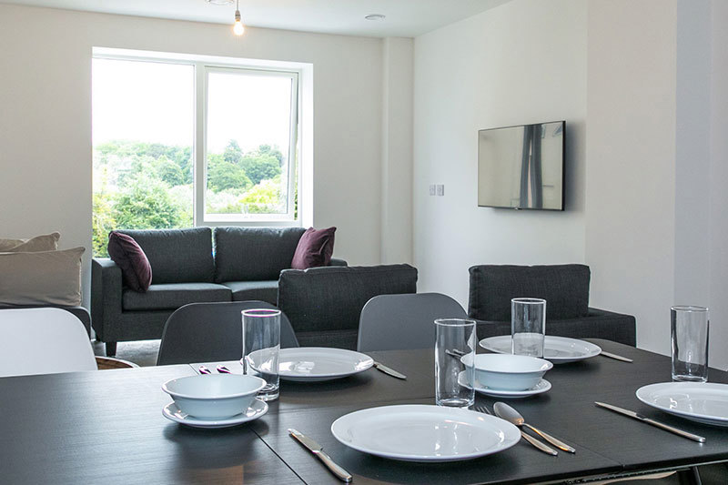 Student Dining Area In Union Yard
