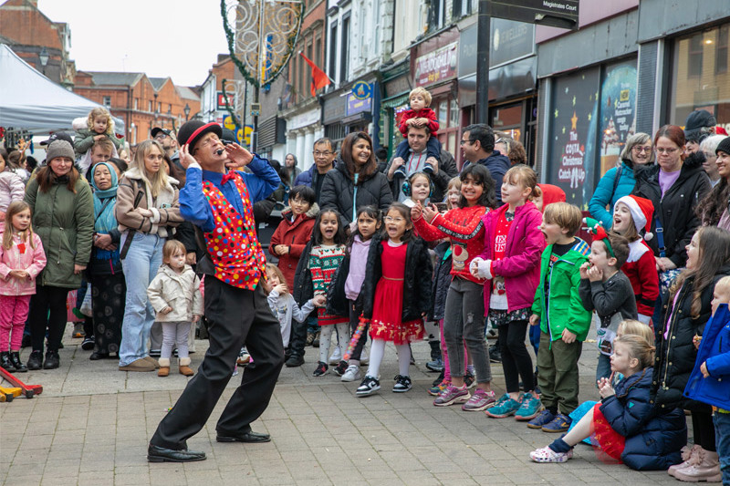 Aldershot Christmas Cracker - Juggling Jake